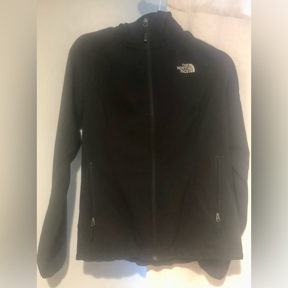 Womens soft shell black north face hooded jacket